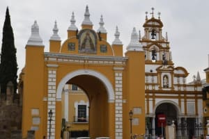 Seville Guided Walking Tour: Setas, La Macarena & Dueña's Palace 3