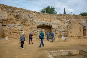 Carmona and Necropolis Guided Day Tour 3