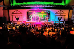 Seville Flamenco Show with Dinner and Costume Museum 4