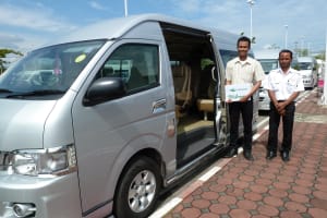 Phuket Minibus Rental with Driver and Guide 4