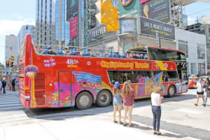 Toronto Hop-On Hop-Off Bus Tour 4