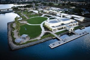 Pearl Harbor & Honolulu City Tour 4