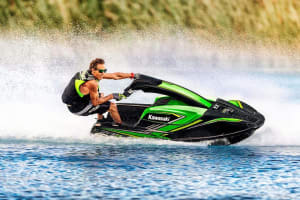Doha Jet Ski Adventure with Skyline Views 4