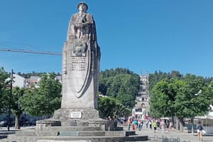 Douro Valley Wine Tour with River Cruise 4
