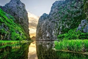 Luxury Hoa Lu - Tam Coc Day Tour 3