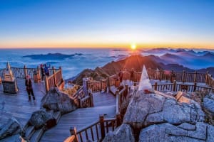 Sapa 3-Day Trek with Fansipan Stay 3