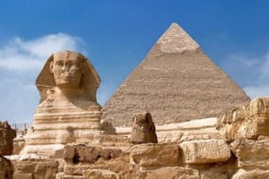 Cairo Layover Tour: Pyramids, Sphinx, Coptic Cairo & Bazaar 3