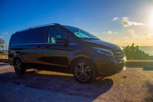 Luxury Mercedes-Benz Transfer from Playa Mujeres to Cancun Airport 4
