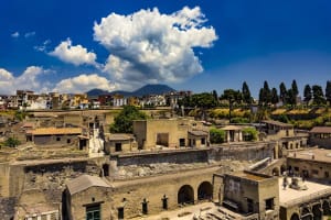 Family-Friendly Herculaneum Tour 3