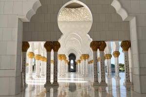 Private Abu Dhabi Grand Mosque Tour 4