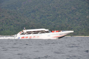 Koh Bulone to Koh Lipe Speedboat Transfer 3