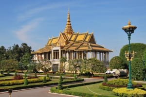 Private Phnom Penh Museum & Royal Palace Tour 4