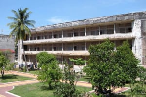 Phnom Penh City Tour with Silver Pagoda and Genocide Museum 4