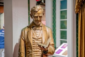 Lincoln Assassination Tour with Ford's Theatre and Petersen House 3