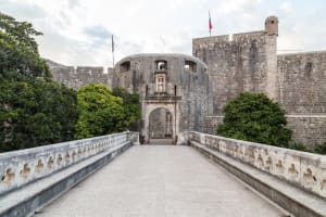 Dubrovnik Old Town Food Walking Tour with Lunch 4