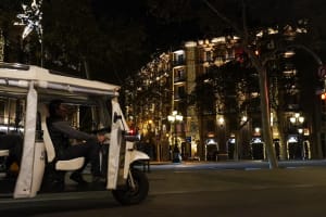 Barcelona Christmas Lights Tuk Tuk Tour 4