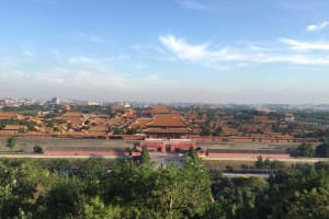 Beijing Evening Tour: Jingshan Hill, Beihai Park & Hutongs Street Food 3