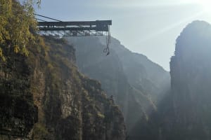 Longqingxia Gorge Cruise & Ming Tomb Tour 4