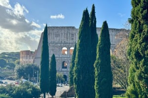 Colosseum, Palatine Hill & Roman Forum Guided Tour 3