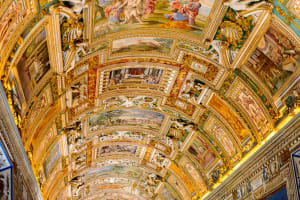 Rome Hop-On Hop-Off Bus & Vatican Tour 4