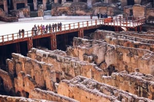 Colosseum Arena & Roman Forum Guided Tour 4