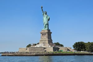 Statue of Liberty & Ellis Island Tour in Spanish 4