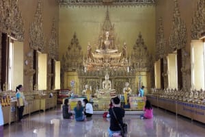 Chachoengsao Market & River Cruise 4