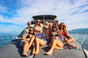 Private Luxury Yacht Tour in Puerto Vallarta 4