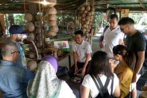 Authentic Floating Market Half-Day Tour 4