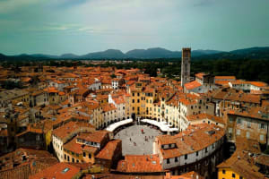 Pisa and Lucca Day Trip with Leaning Tower Entry 3