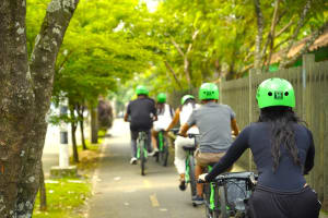 Half-Day Medellín Bike Tour with Local Snacks 4