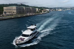 Bosphorus Yacht Cruise with Asian Side Stopover 3