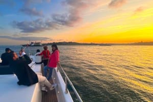 Bosphorus Sunset Yacht Cruise 4