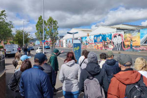Belfast Troubles Tour: Walls and Bridges 4