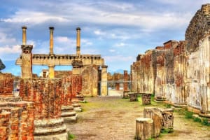 Pompeii and Vesuvius Crater Experience with Lunch 3