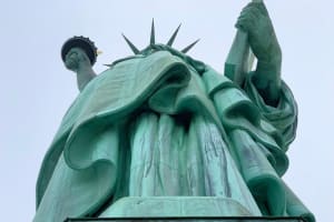 Statue of Liberty & Ellis Island - Exclusive Guided Tour  3