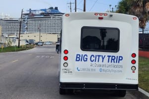 Group Shuttle Transfer Airport, Cruise, Home, Hotel, Work, Events 4