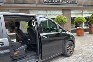 Westport Co Mayo To Dublin Airport Dublin City Private Luxury Car Transfer 3
