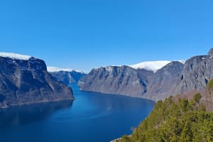 Bergen to Oslo: 4-Day Holiday Package by Rail & Fjord Cruise Tour 4