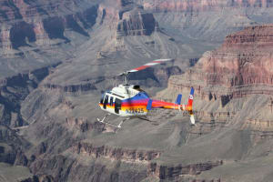Classic Grand Canyon South Rim Helicopter Tour 3
