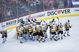 Pittsburgh Penguins Ice Hockey Game at PPG Paints Arena 4