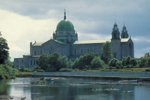 Galway Walking Tour & Claddagh Village Experience 4