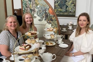 VIP Kensington Palace Gardens & Royal Tea Tour 3