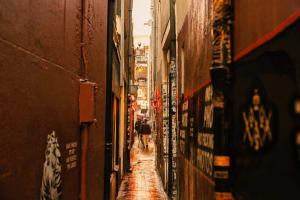 Amsterdam Red Lights, Religion & Trade — Private Walking Tour 4