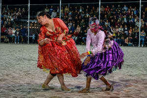 Entrada Combate de lucha libre de Cholitas 4