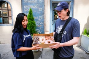 Chicago Downtown Delicious Donut Tour 4