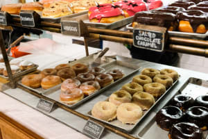New York City: Midtown Holiday Donut Tour 3