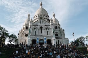 Sacré-Cœur Basilica front façade on the private Orsay Museum and Montmartre guided tour