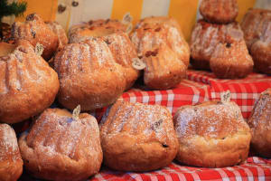 Alsatian kougelhopf pastry specialty