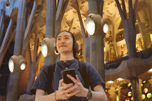 Explore Sagrada Familia & Gaudí’s Secret Stories Tour 4